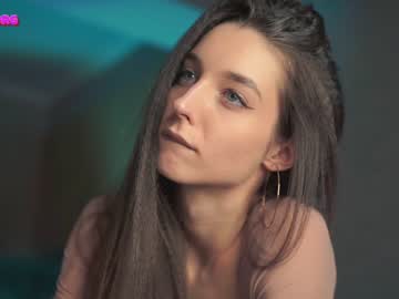 girl angels_kiss image #3783907
