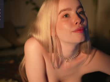 girl mother__of__dragons image #5567232