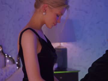 girl _2strangers image #1625986