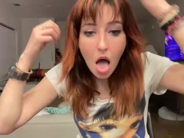 girl sluttylilsister image #6165896