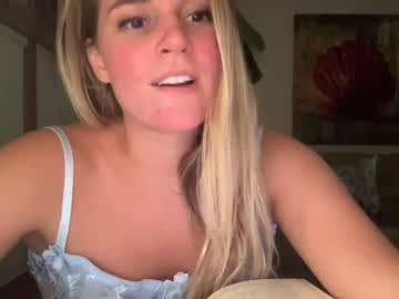 couple snowbunnyass image #4222227