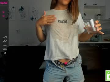 girl karalyons image #4967600