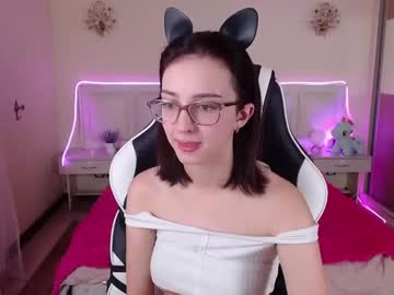 girl queen_kitty1818 image #3230722