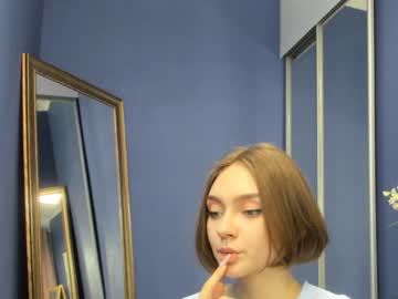 girl adelewilson__ image #437610