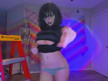 girl salemhex image #4186596