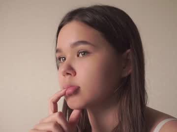 girl helenmoors image #3912409