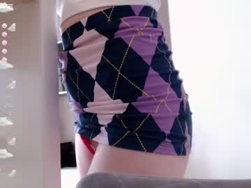 girl small_blondee image #2131939