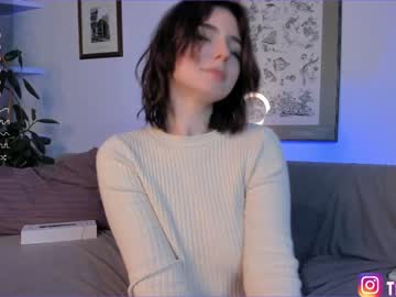 girl hanalturne image #2576175