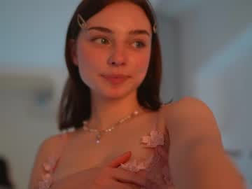 girl floret_joy image #5638724