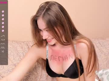 girl aliisonfox image #2924728