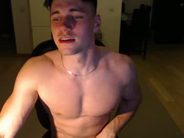 man _alexanderwilliams image #6687362