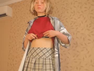 girl juliesalazar image #4730110