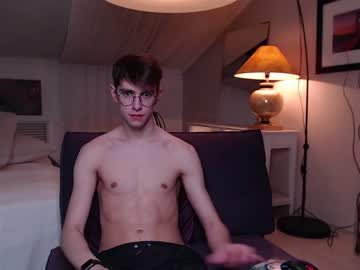 man alfie_evanss image #1589445