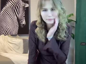 girl pae0n1a image #2680623