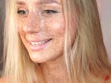 girl artease image #5507023