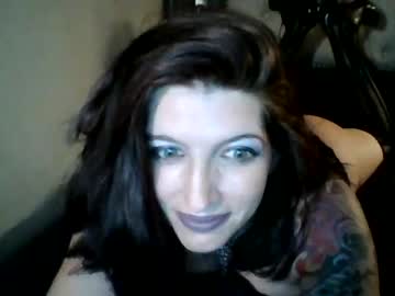 esme_charm
