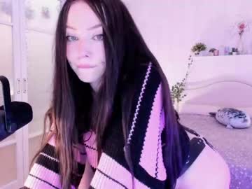 girl shesnotuwu image #6865989