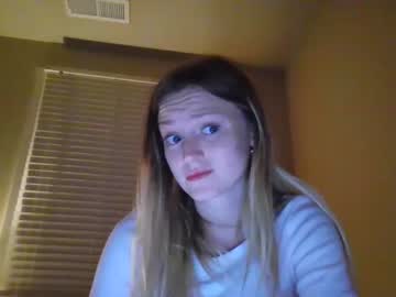 girl ellenglow69 image #6796758
