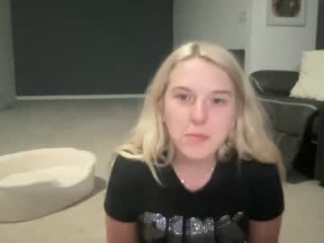 girl tpink95 image #2567288