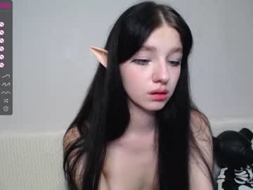 girl shycinderella image #3037362