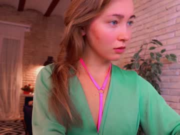 girl olaya_del_mar image #2438953