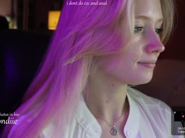 girl bestblondiiecb image #3846181