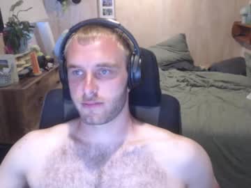 man freetoagoodhomee image #7025194