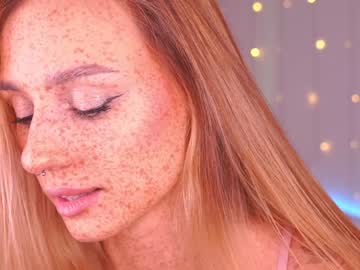 girl artease image #3275006