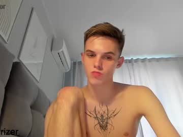 man horny_jerk_roy_prick2001 image #2035287