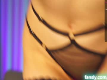 girl angels_kiss image #1703898