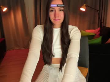 girl intrigueeme image #6242238