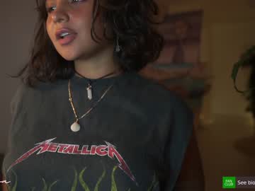 girl arletnoa image #1345905