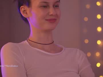 girl milanabaileys image #6099053