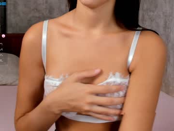 girl amandamedrano image #2730634