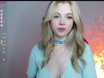 girl small_blondee image #4137615