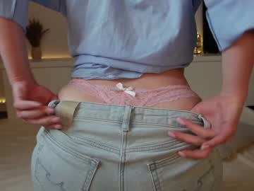 girl funny_to_see_you_here image #6785028