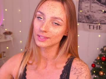 girl artease image #3375398