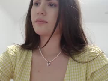girl inocent_student image #2701199