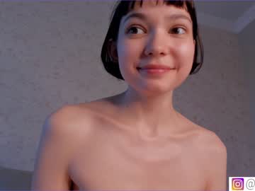 girl bzzzme image #4740304