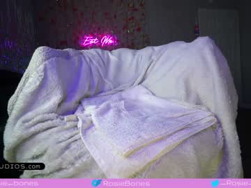 girl rosiebones image #3799541