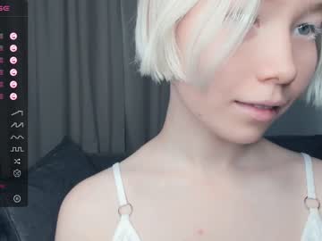 girl silvergloss image #5377157
