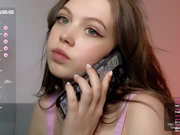 girl small_blondee image #4503001