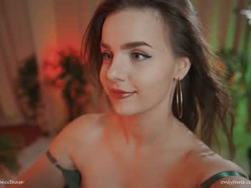 girl excitease image #5195275