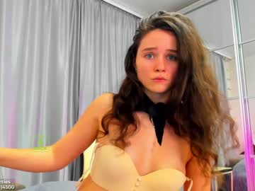 girl demurelixir image #6305900