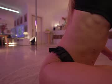 girl hannahjames710 image #4638888