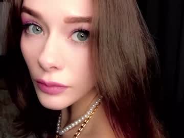 girl predatory_eyes image #6285834