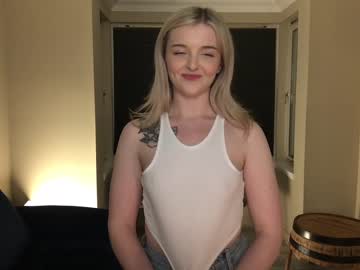 girl lucydelovely image #6844405