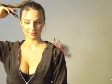 girl annesense image #4083826