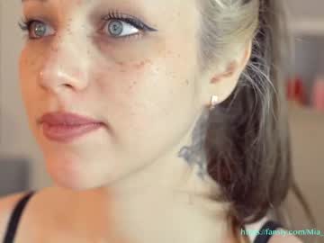 girl mia_milagros image #1785079