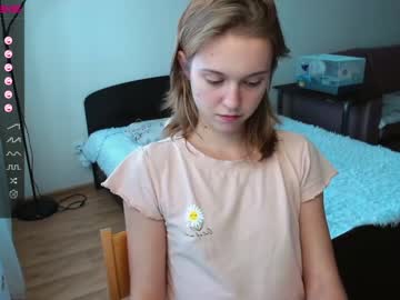 girl shy_mirabel image #2979074
